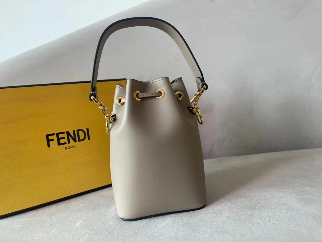 Fendi Bucket Bags Flexible 76826