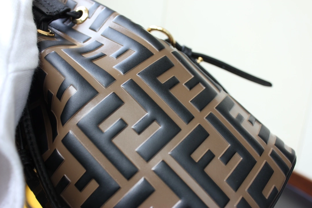 Fendi Bucket Bags Unisex 76830