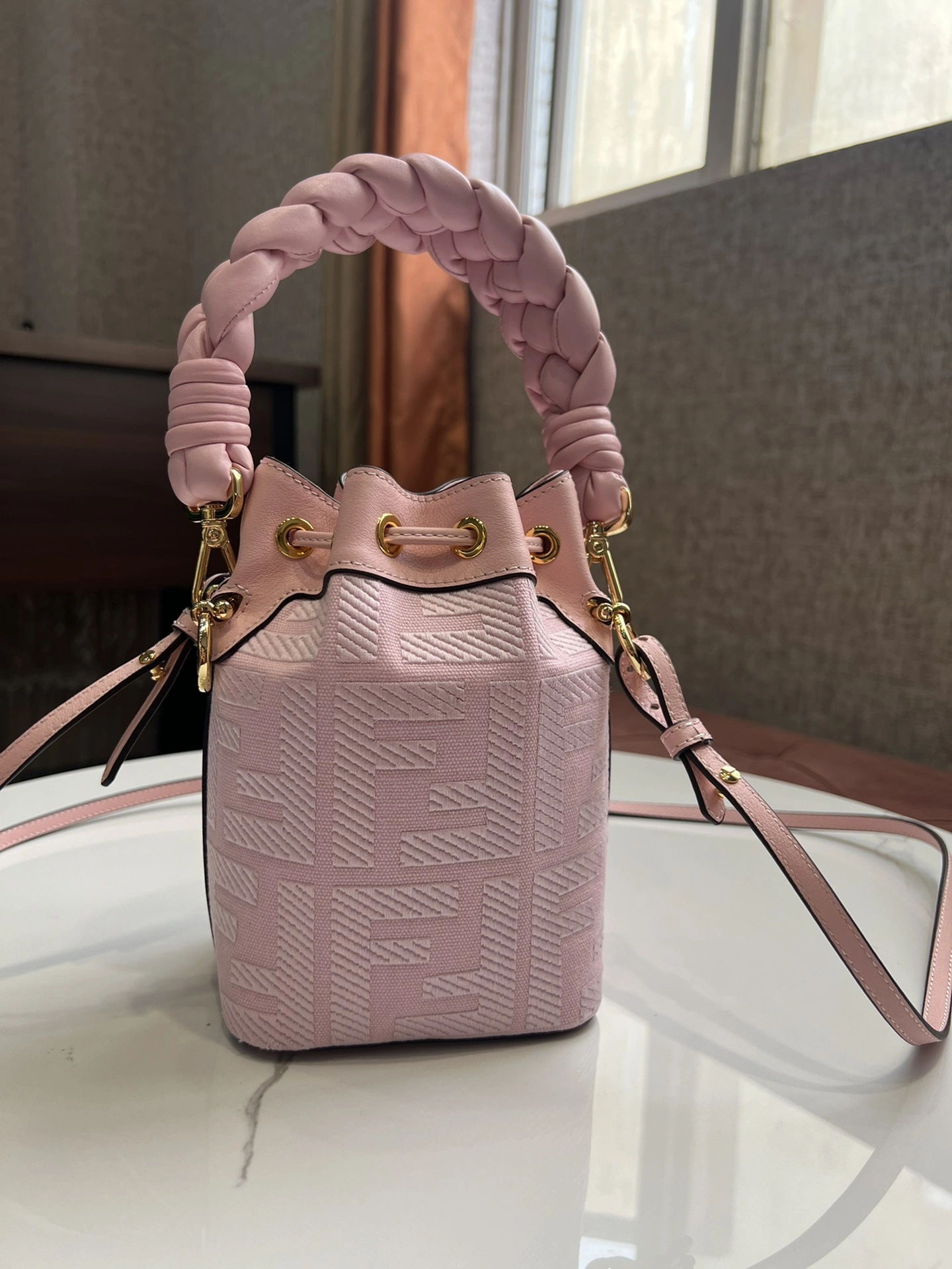 Fendi Bucket Bags Stretchable 76831