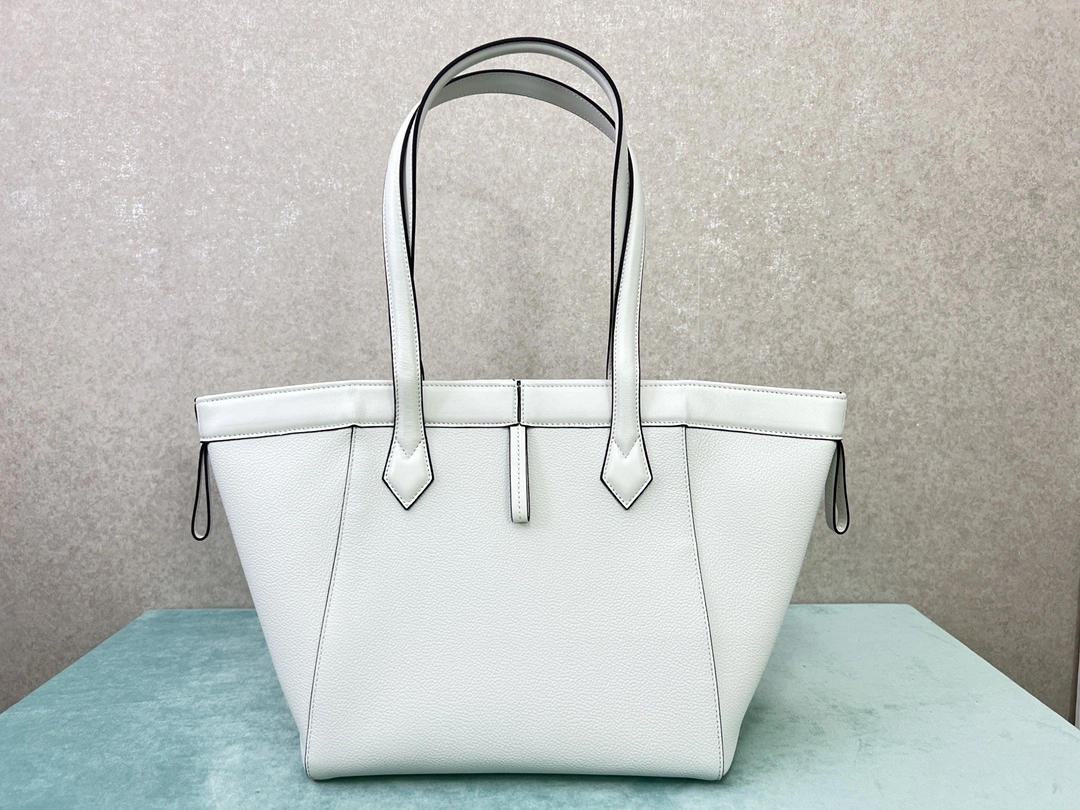 Popular Fendi Bucket Bags 76846