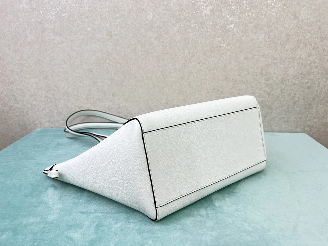 Popular Fendi Bucket Bags 76846