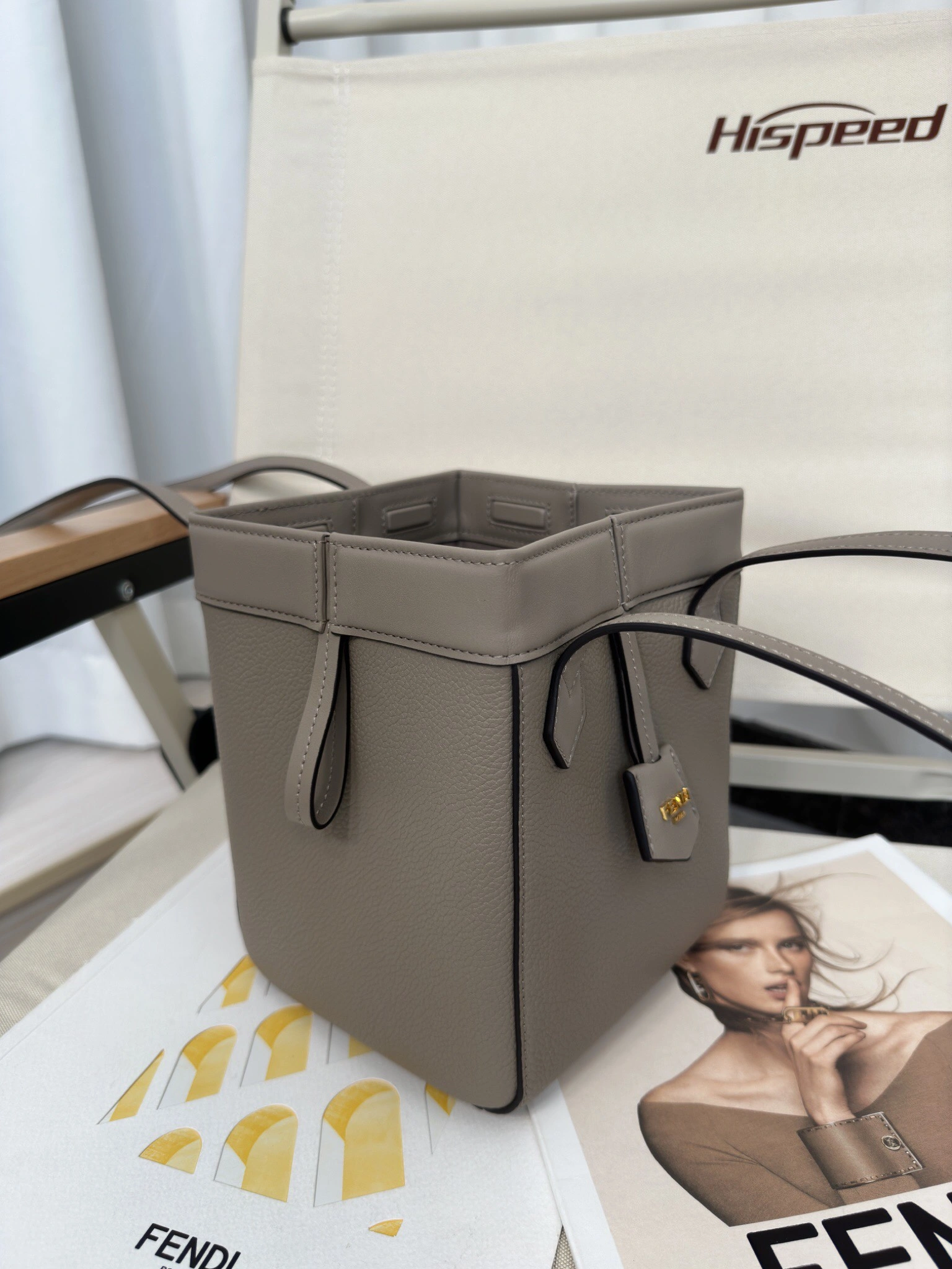 Fendi Bucket Bags Minimalist 76822