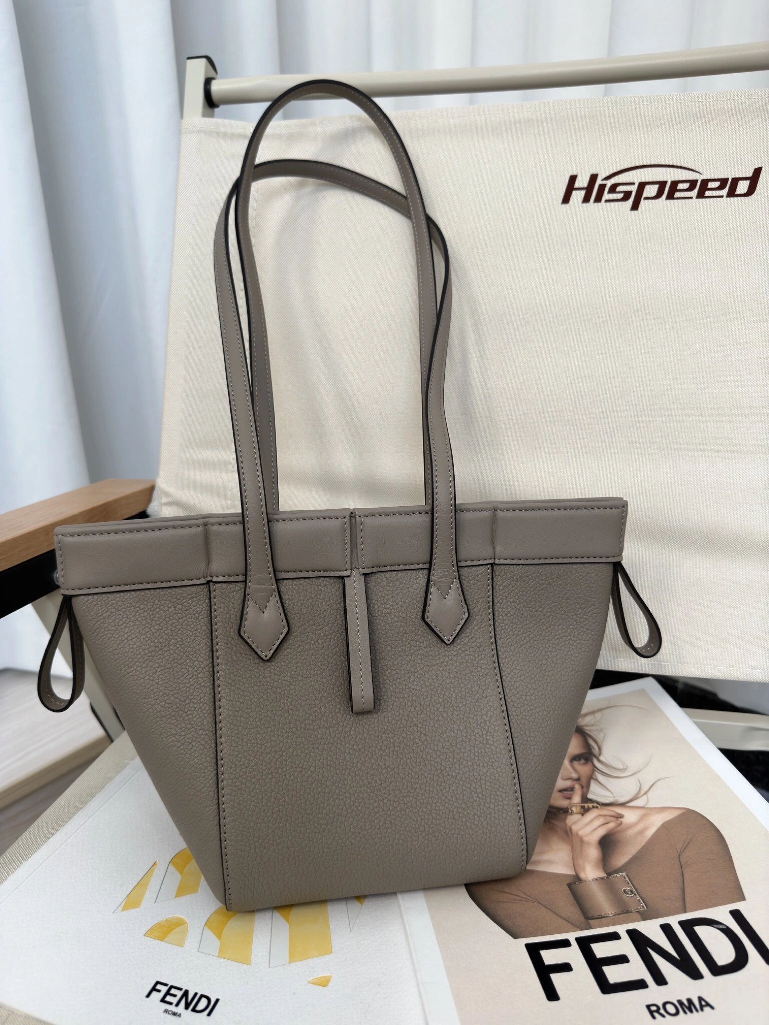 Fendi Bucket Bags Minimalist 76822