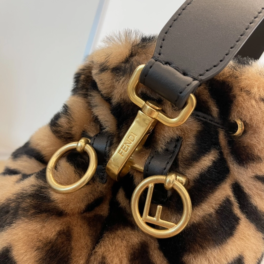 Functional Fendi Bucket Bags 76824