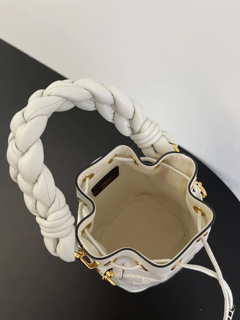 Fendi Bucket Bags Comfortable 72957