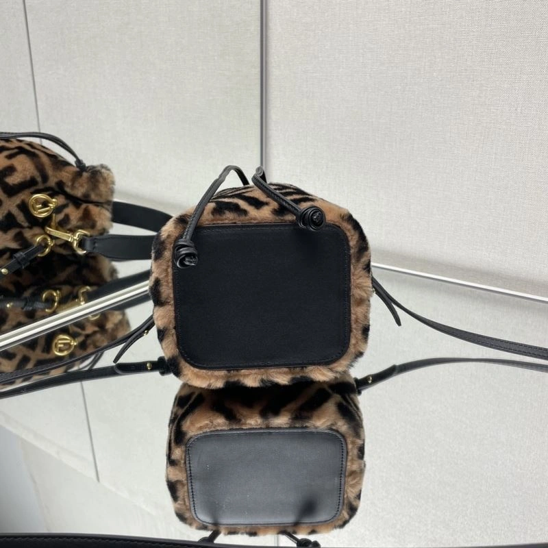 Fendi Bucket Bags Neat 72951