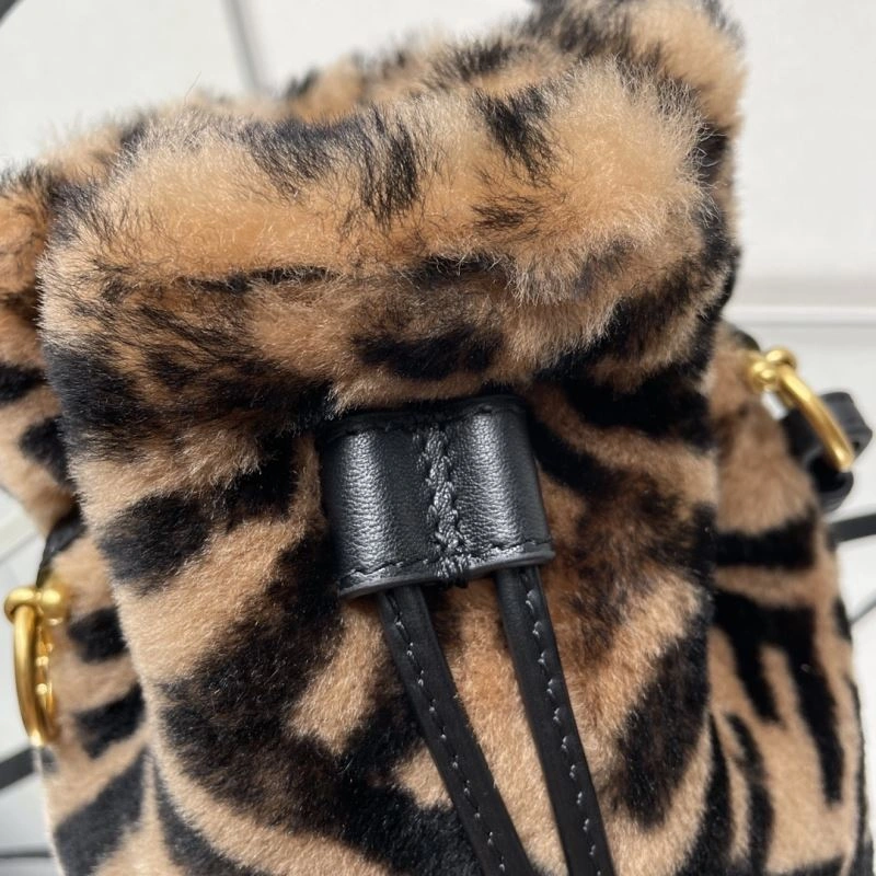 Fendi Bucket Bags Neat 72951