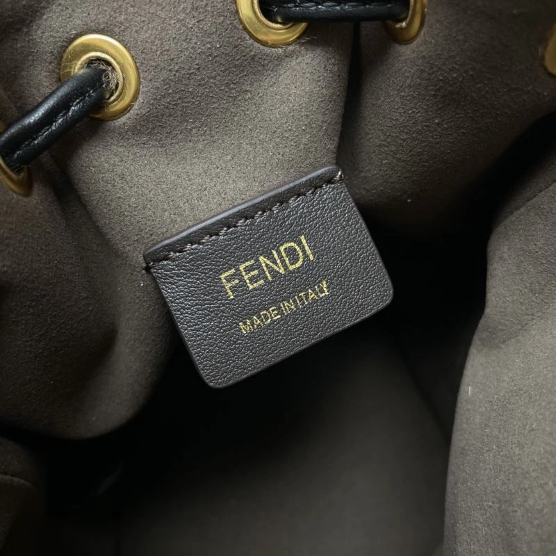 Fendi Bucket Bags Neat 72951