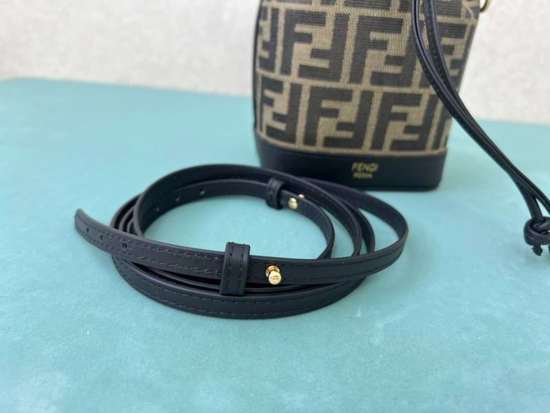 SmoothTexture Fendi Bucket Bags 72964