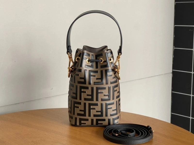 Fendi Bucket Bags AllSeason 72947