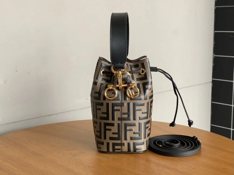 Fendi Bucket Bags AllSeason 72947