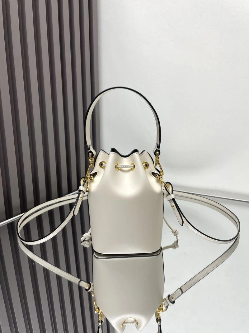 Trendy Fendi Bucket Bags 72936