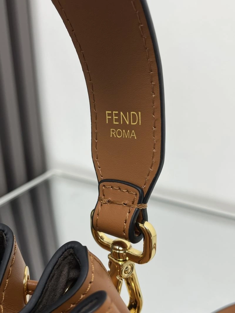 Fendi Bucket Bags Cozy 72938