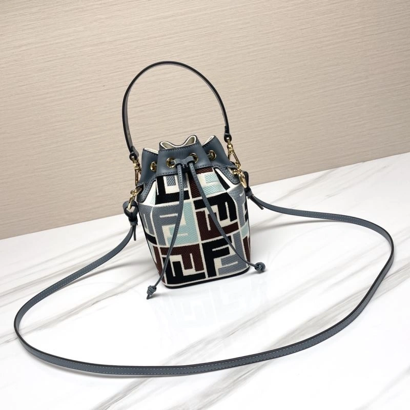 Fendi Bucket Bags UrbanStyle 73010