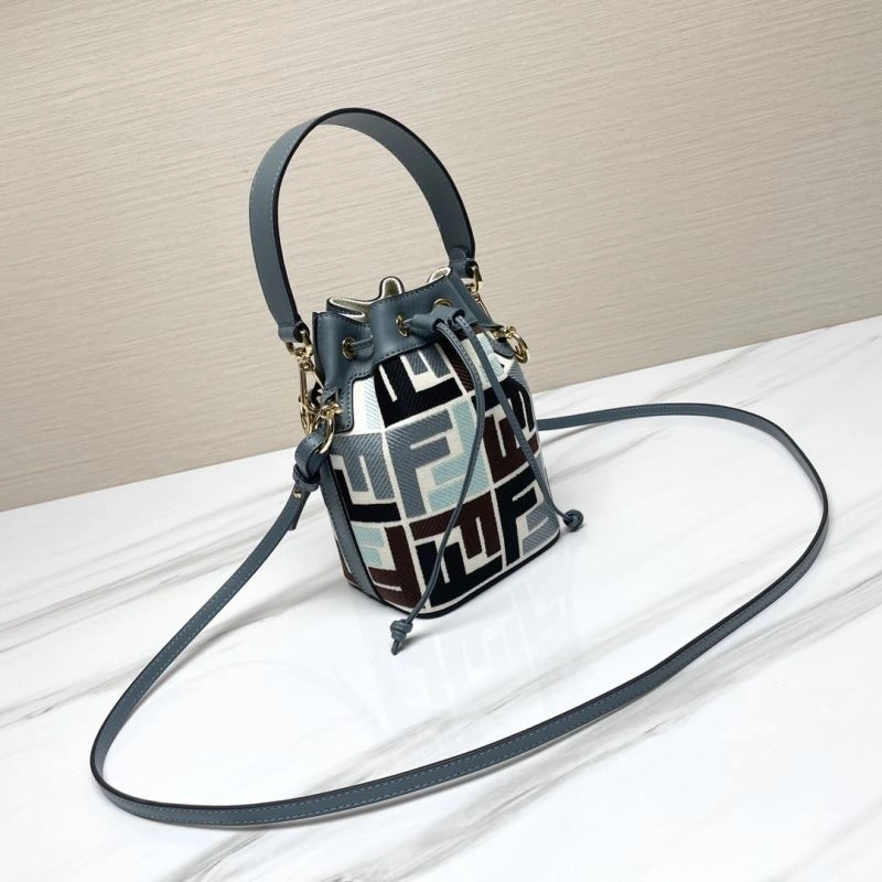 Fendi Bucket Bags UrbanStyle 73010