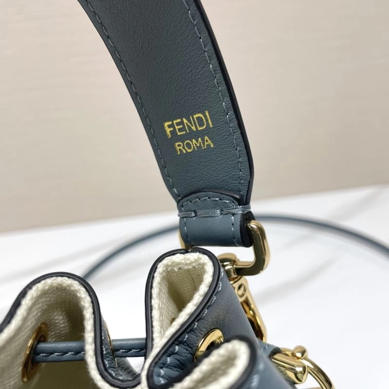 Fendi Bucket Bags UrbanStyle 73010