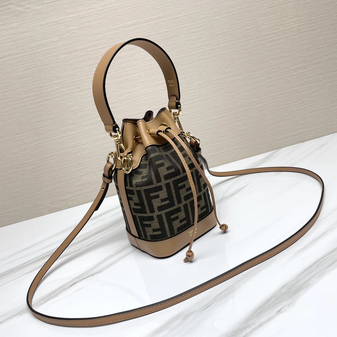 BestValue Fendi Bucket Bags 69924