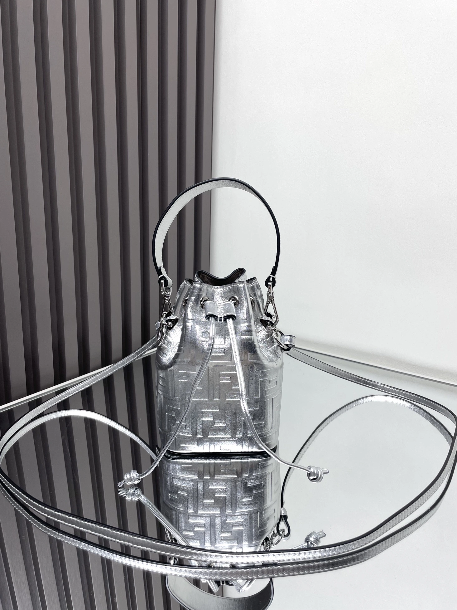 Fendi Bucket Bags Youthful 69923