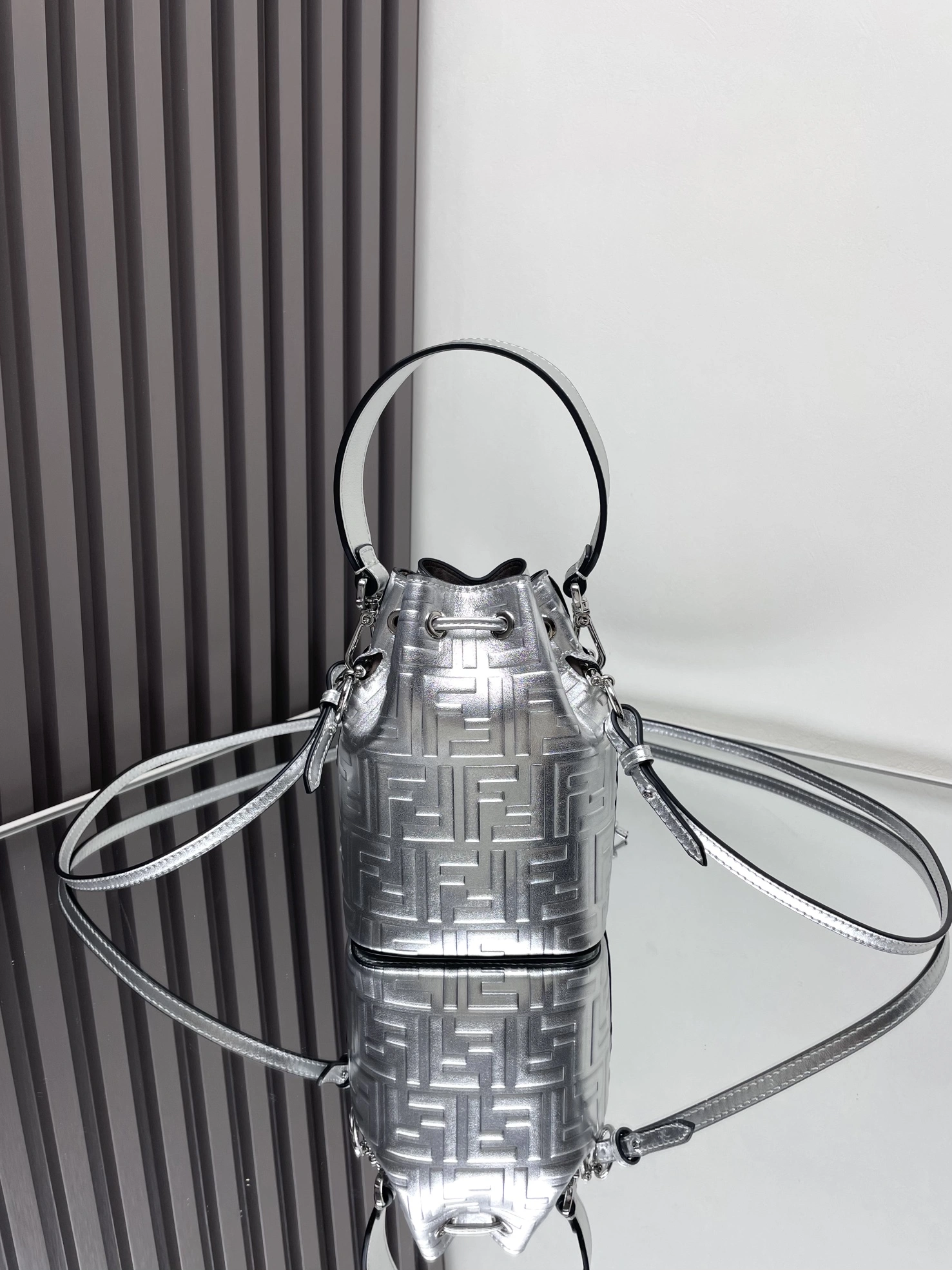 Fendi Bucket Bags Youthful 69923