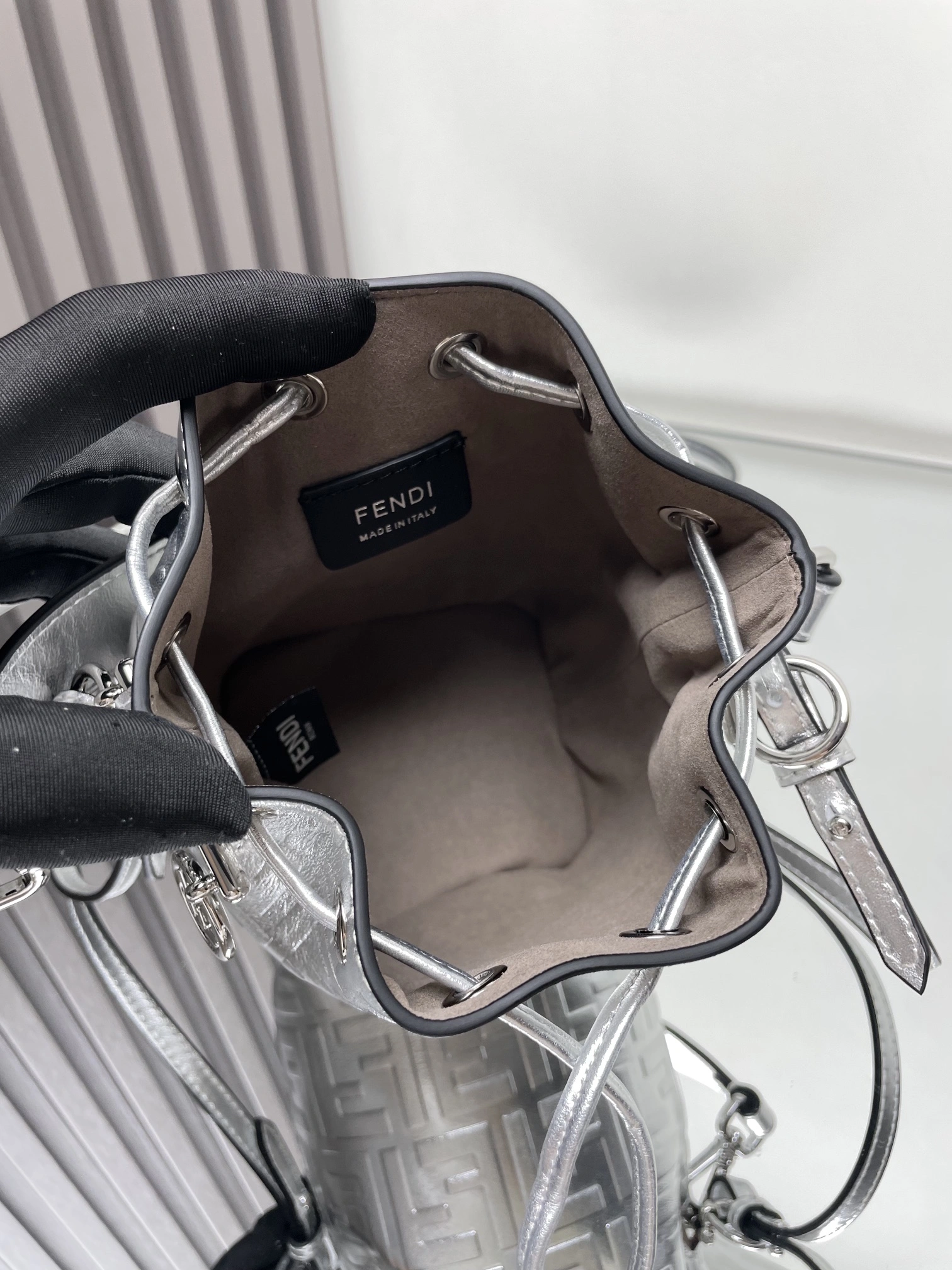 Fendi Bucket Bags Youthful 69923