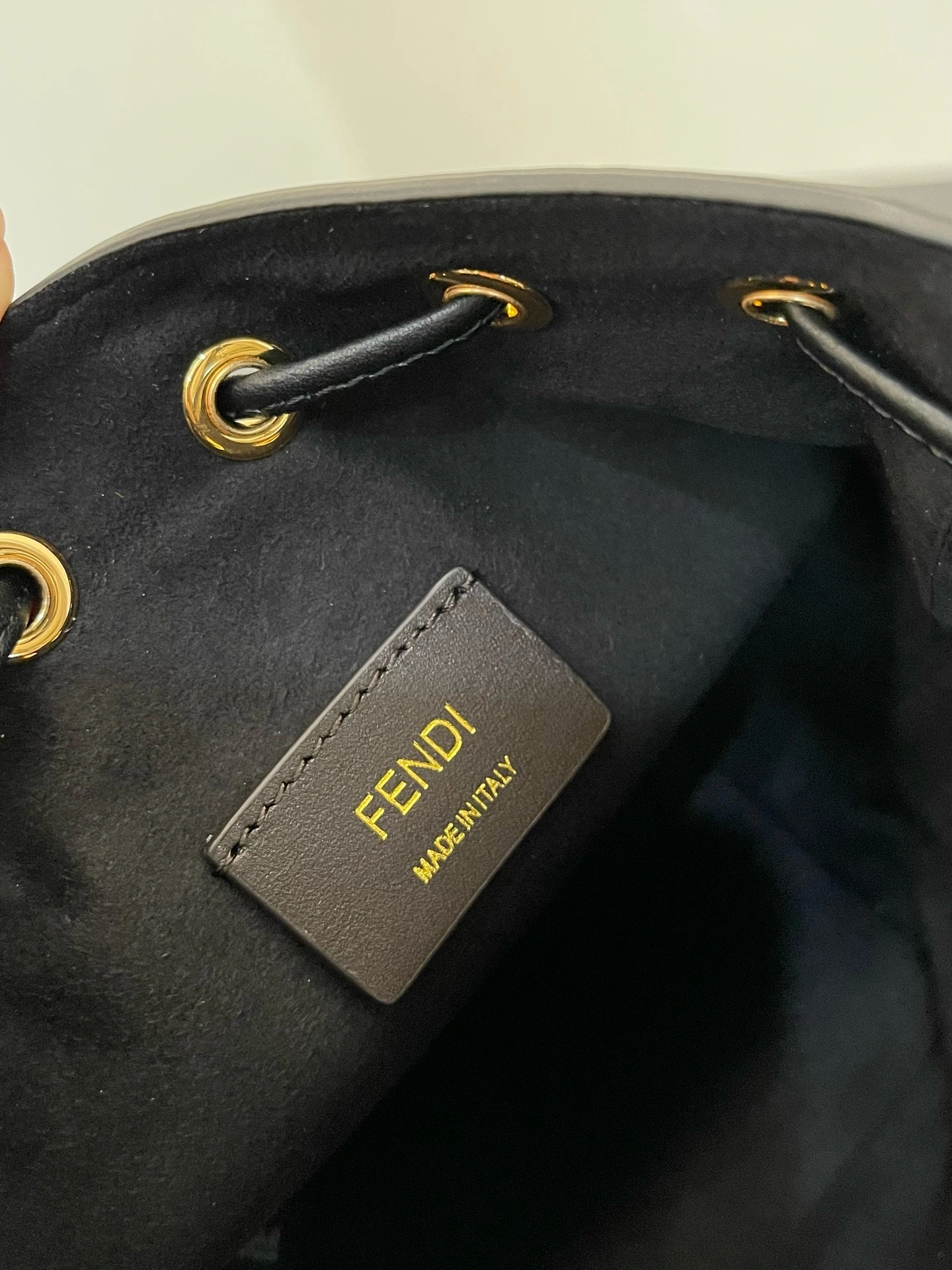 Fendi Bucket Bags Sophisticated 69916