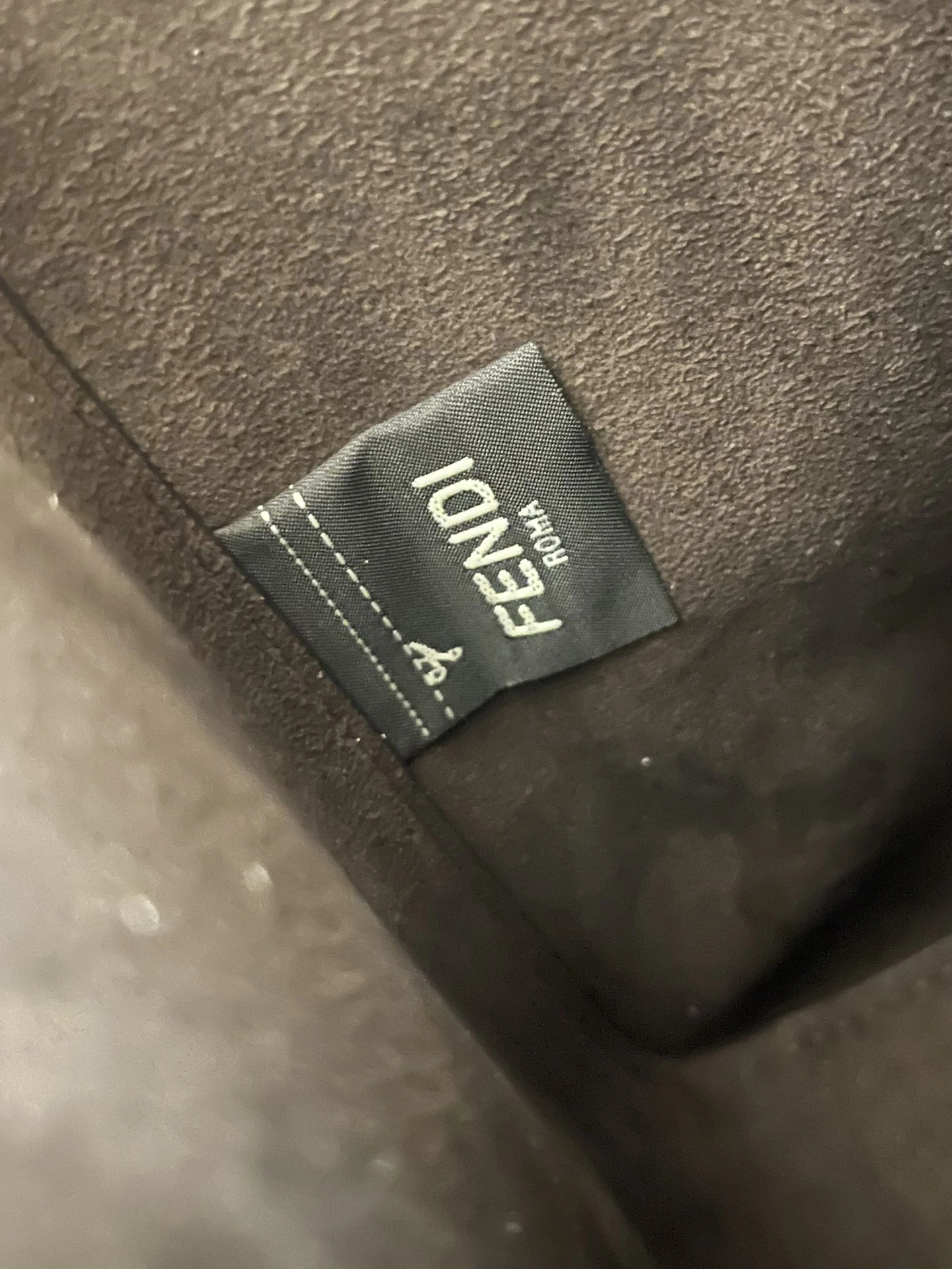 Vibrant Fendi Bucket Bags 69911
