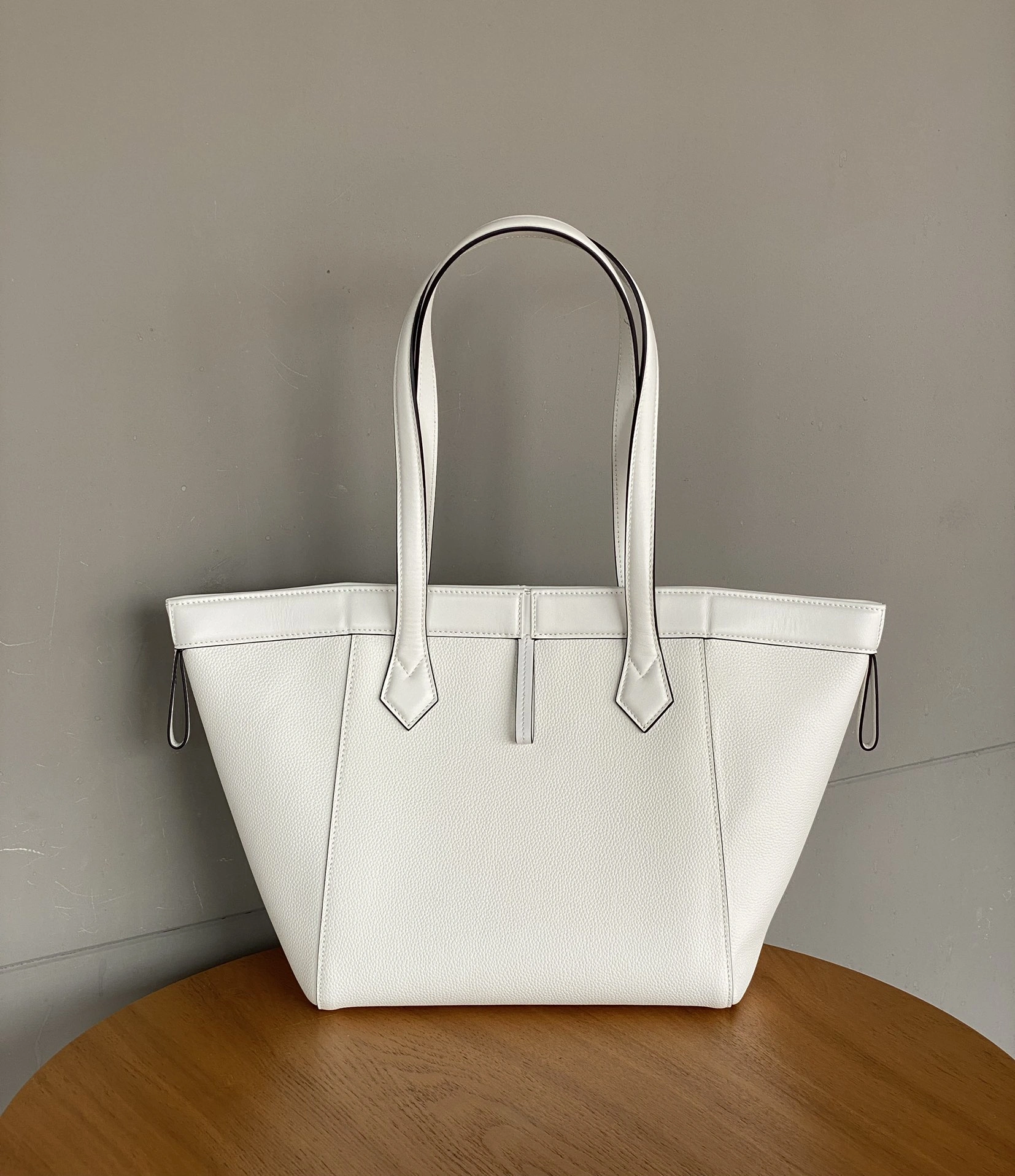 Popular Fendi Bucket Bags 70010