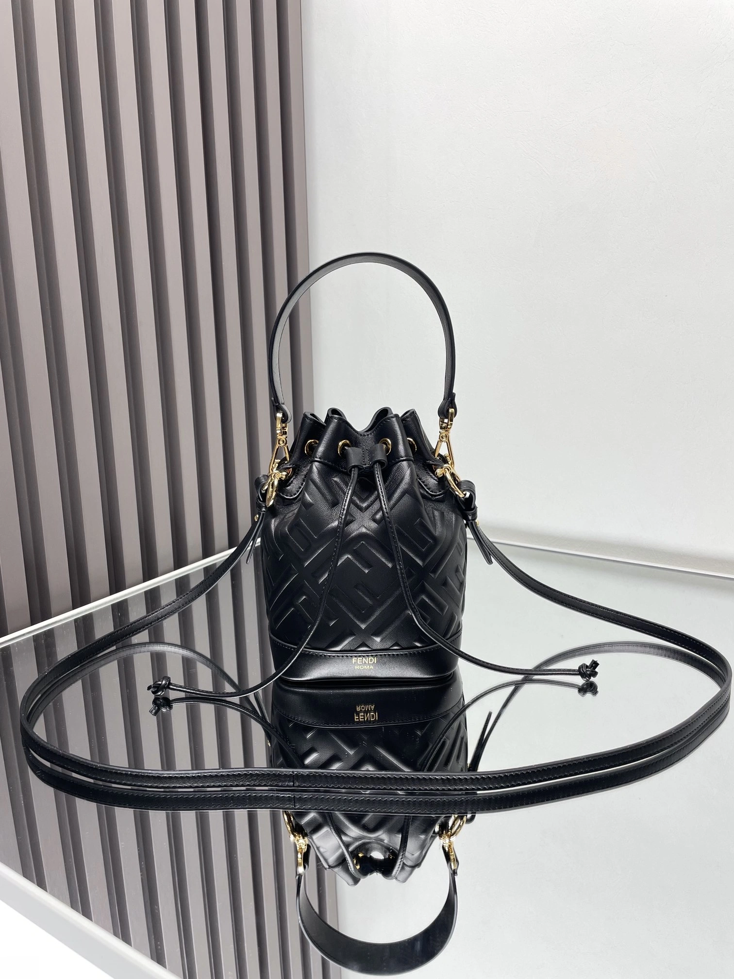 EasyCare Fendi Bucket Bags 69904