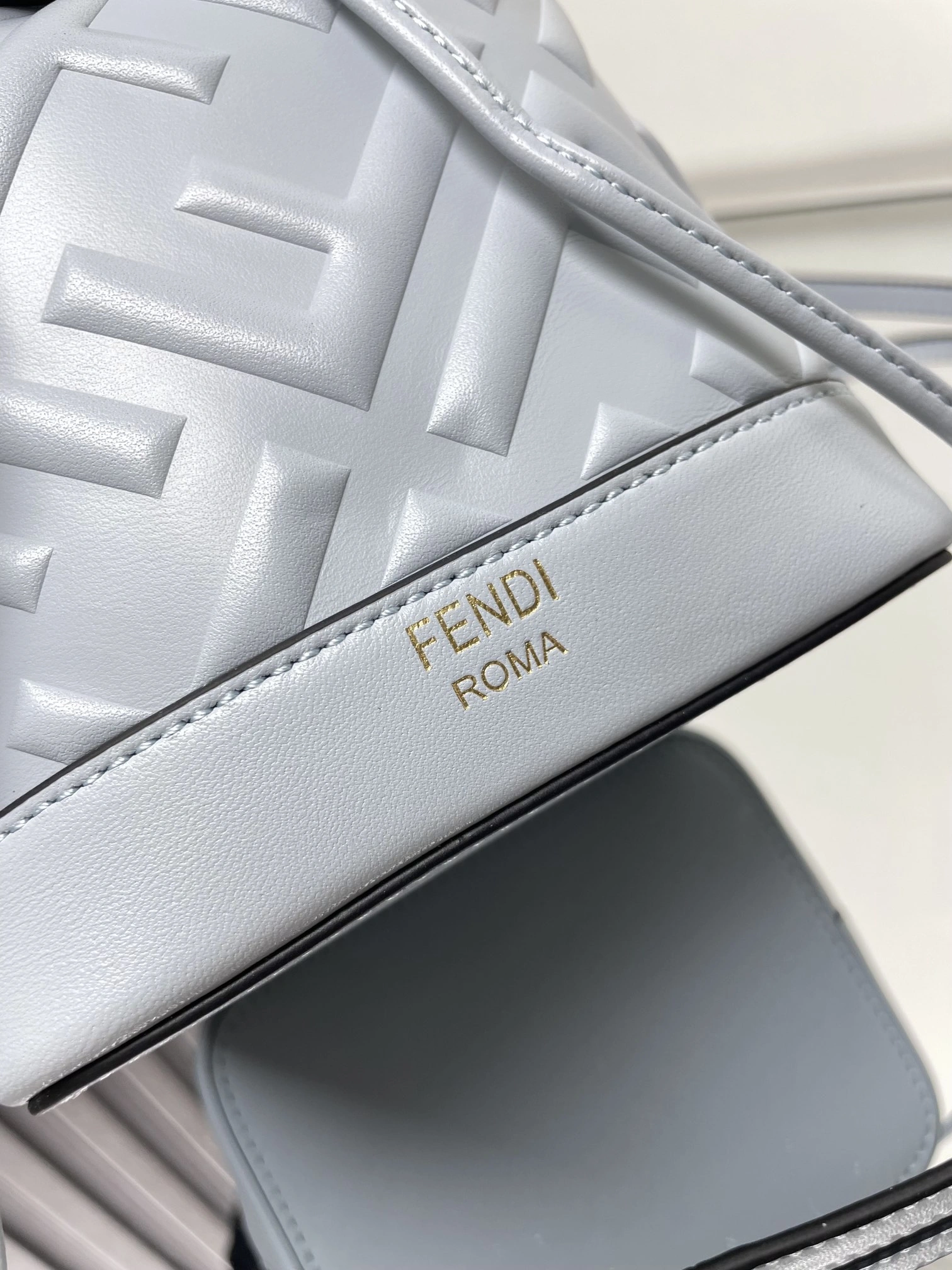 Affordable Fendi Bucket Bags 69918