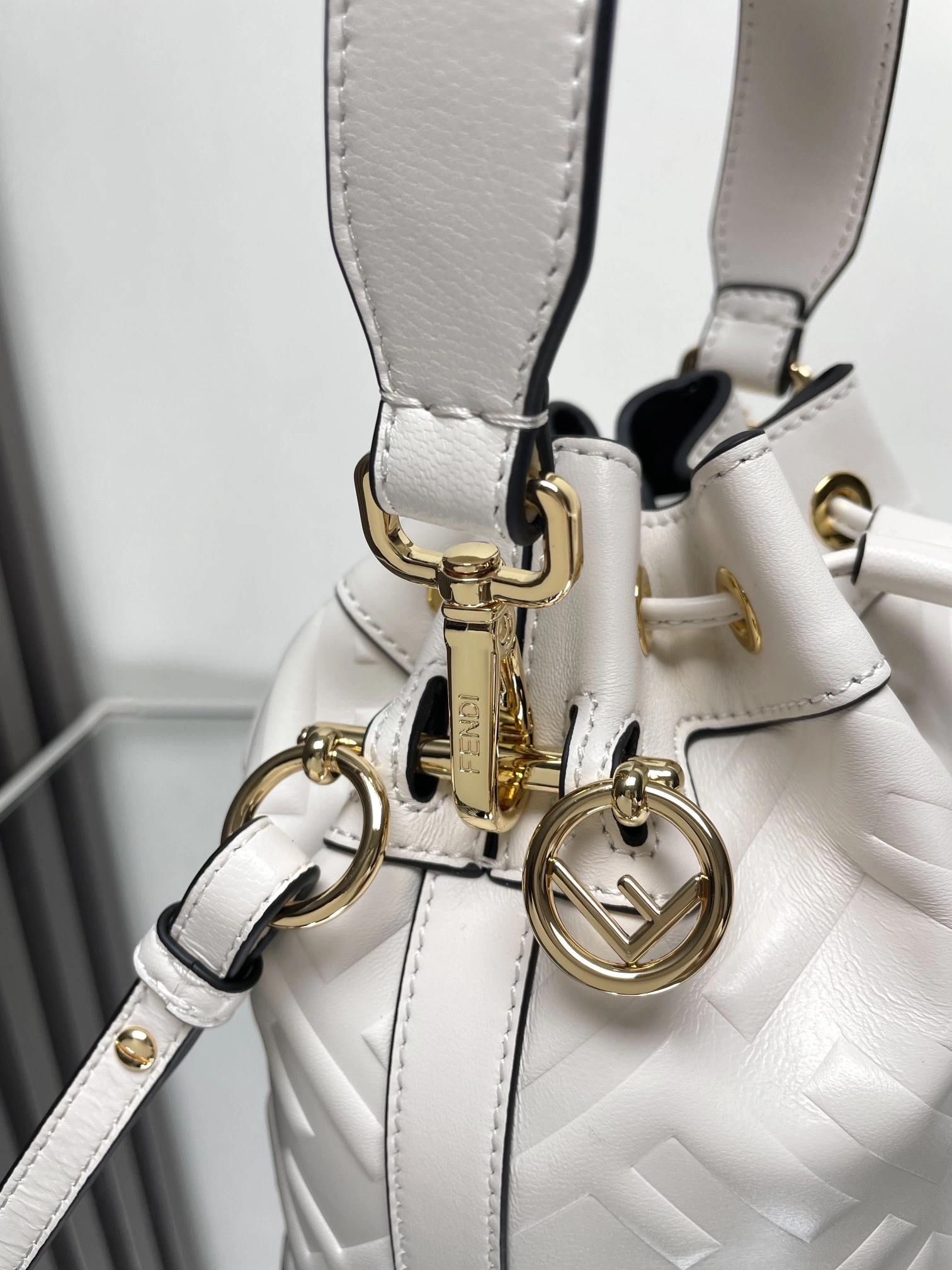 Flexible Fendi Bucket Bags 69903