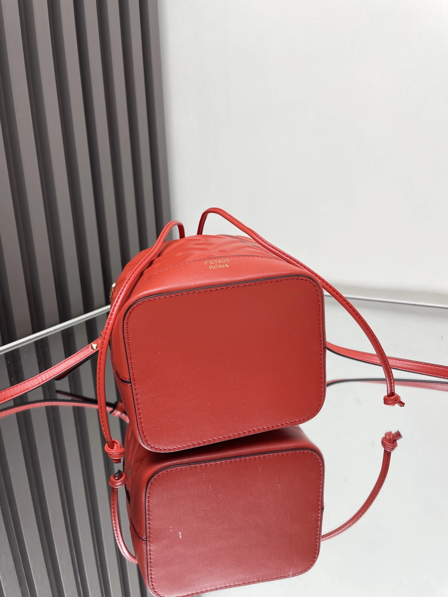 Popular Fendi Bucket Bags 69898