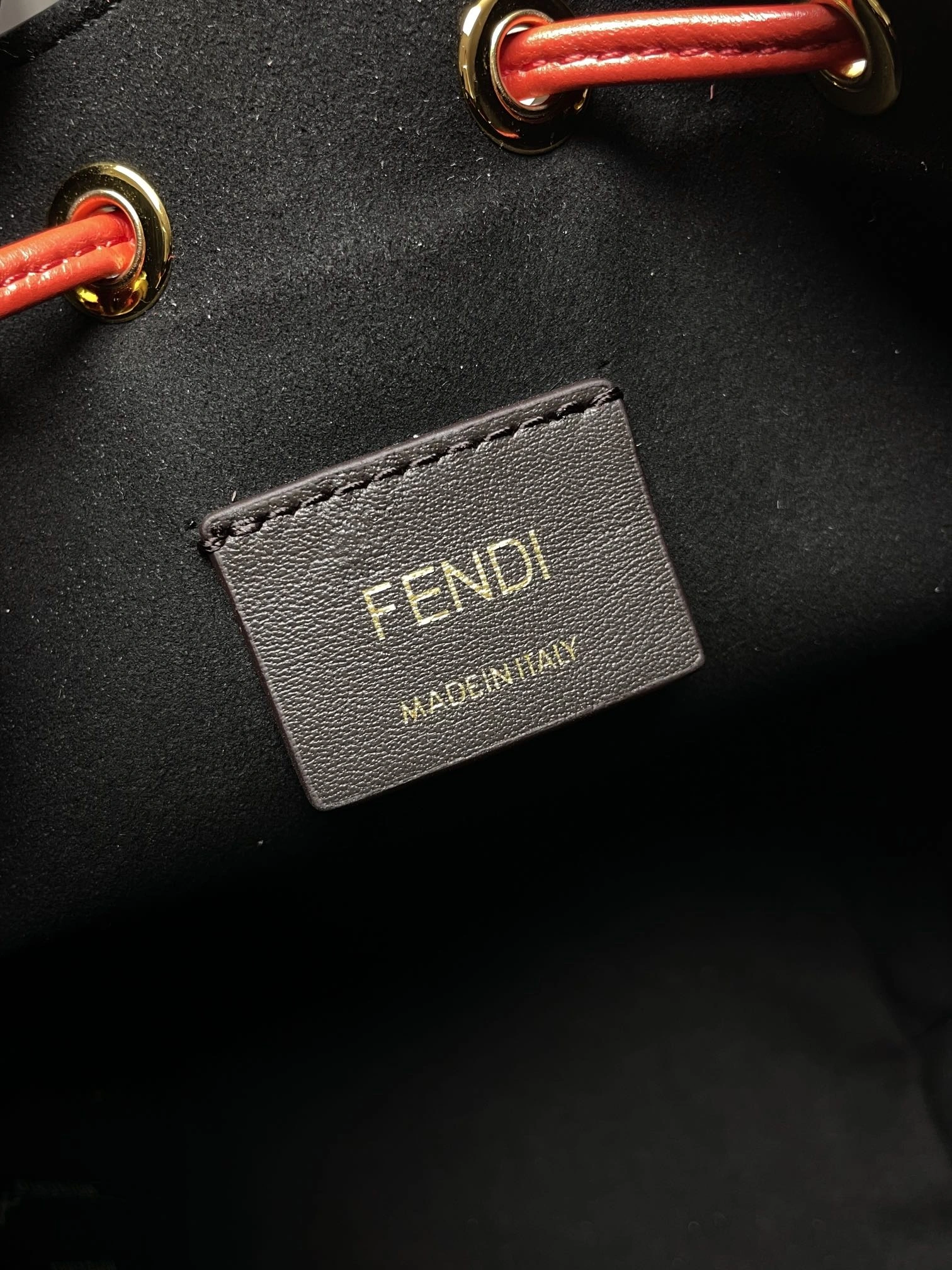 Popular Fendi Bucket Bags 69898