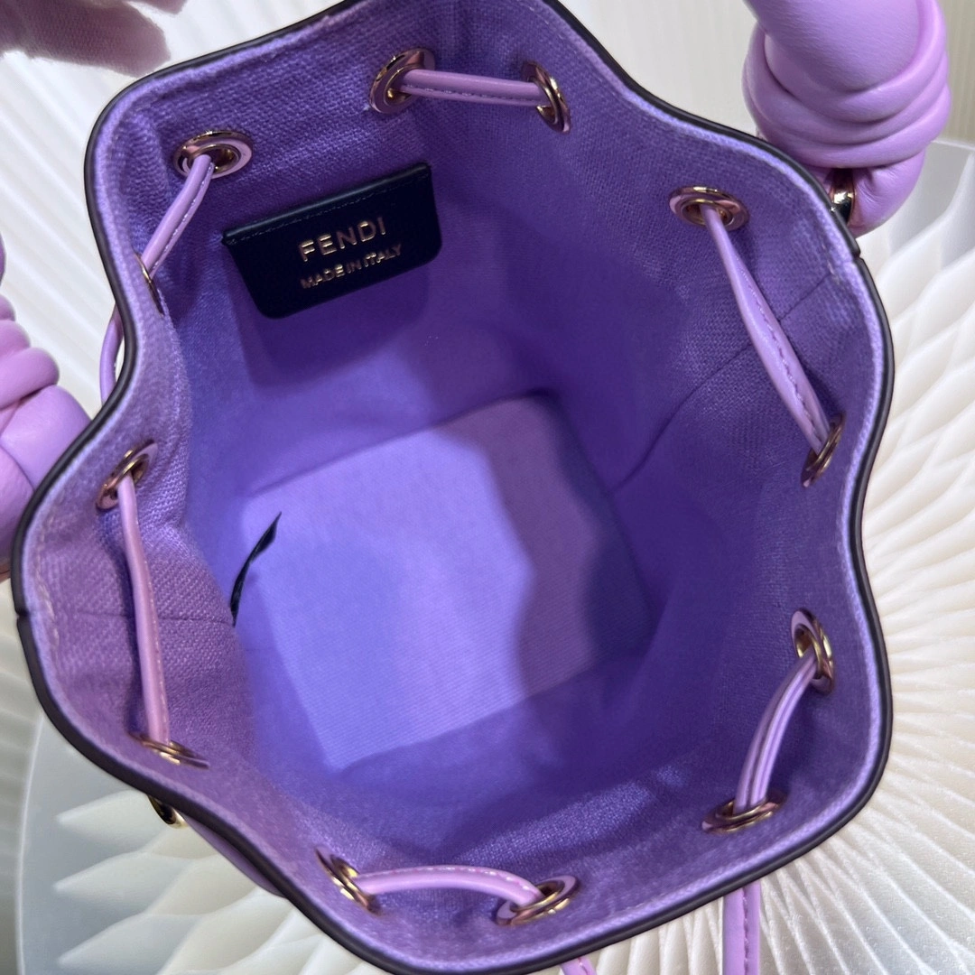 RelaxedFit Fendi Bucket Bags 69969