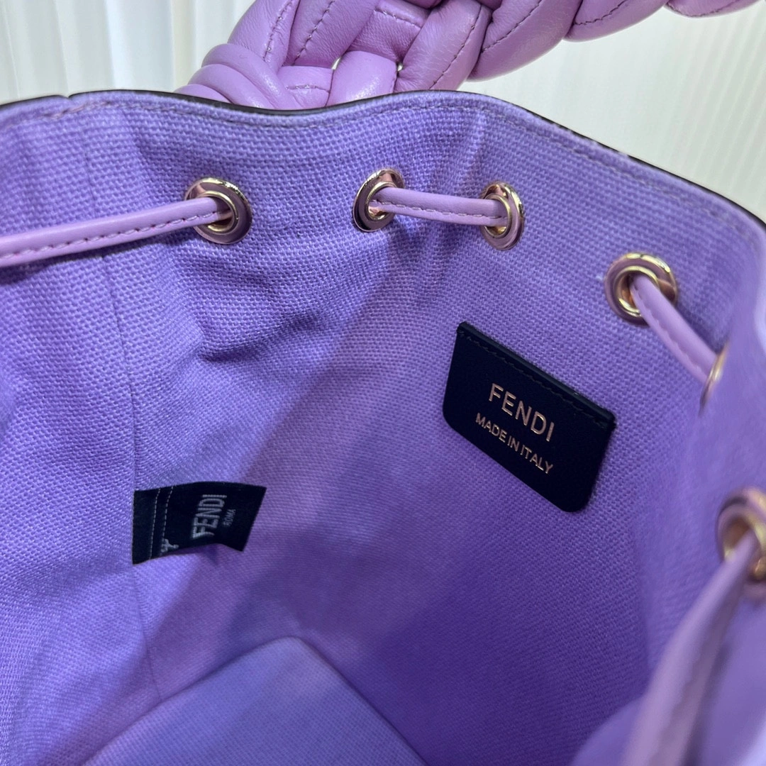 RelaxedFit Fendi Bucket Bags 69969