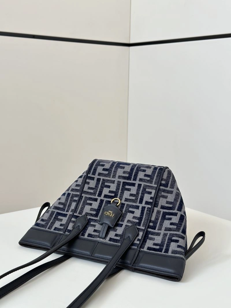 Compact Fendi Bucket Bags 57980