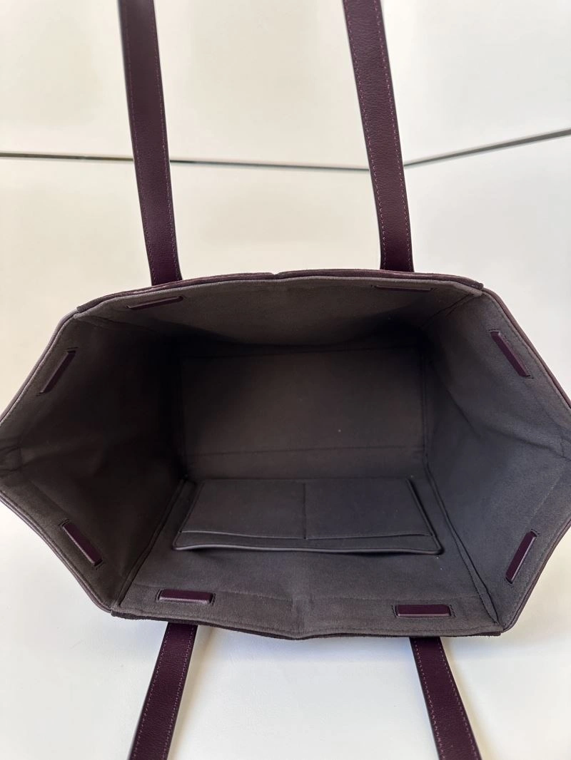Fendi Bucket Bags DailyWear 57973