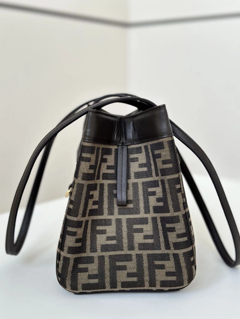 Effortless Fendi Bucket Bags 57966