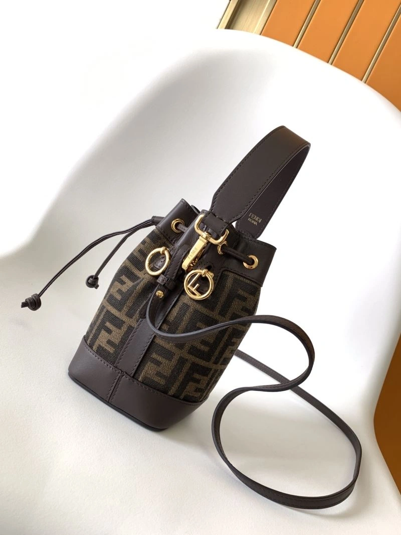 Fendi Bucket Bags Packable 57993