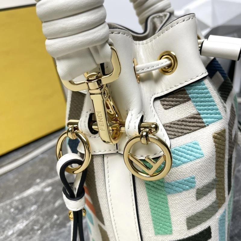 Fendi Bucket Bags Lightweight 57969