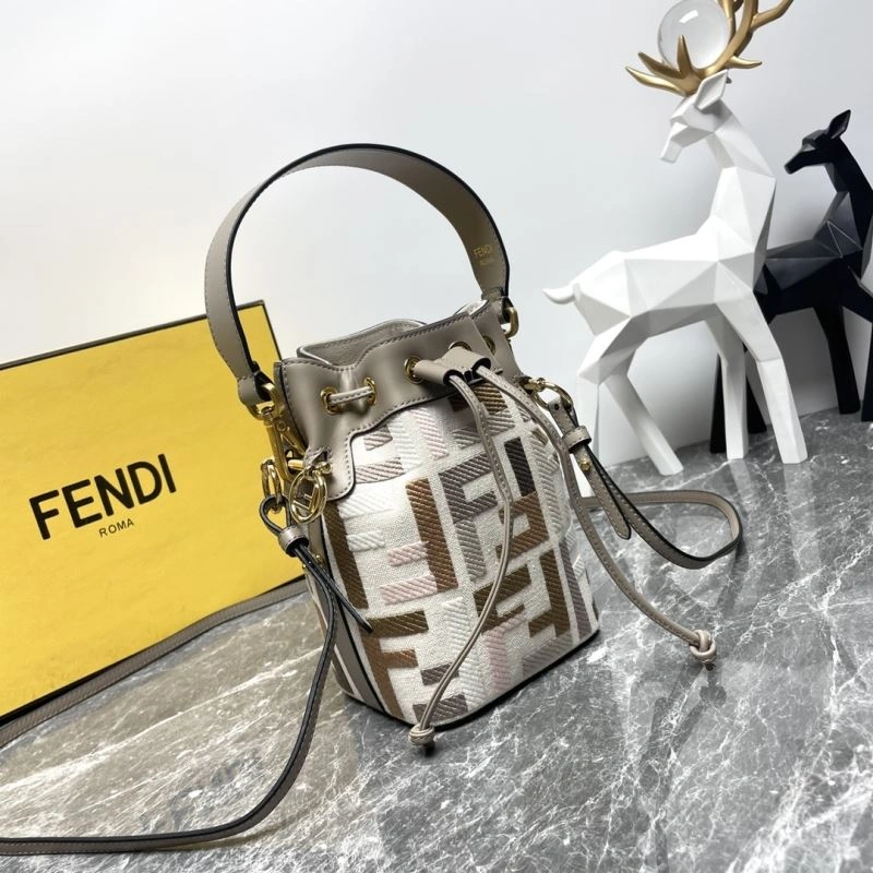 Lightweight Fendi Bucket Bags 58075