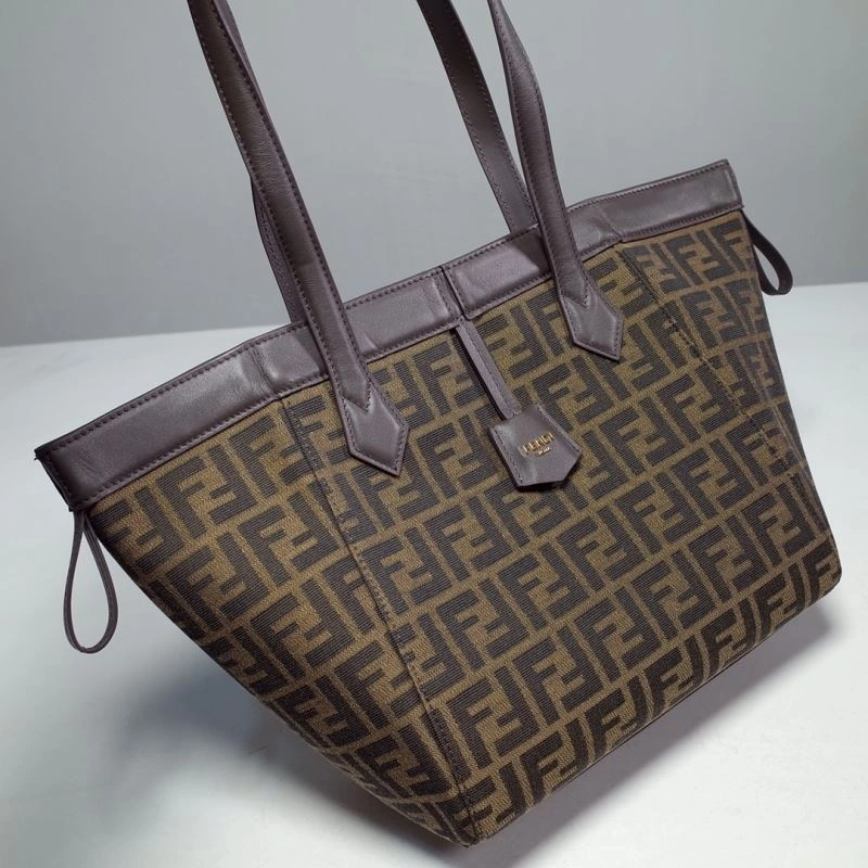 Fendi Bucket Bags Versatile 59426