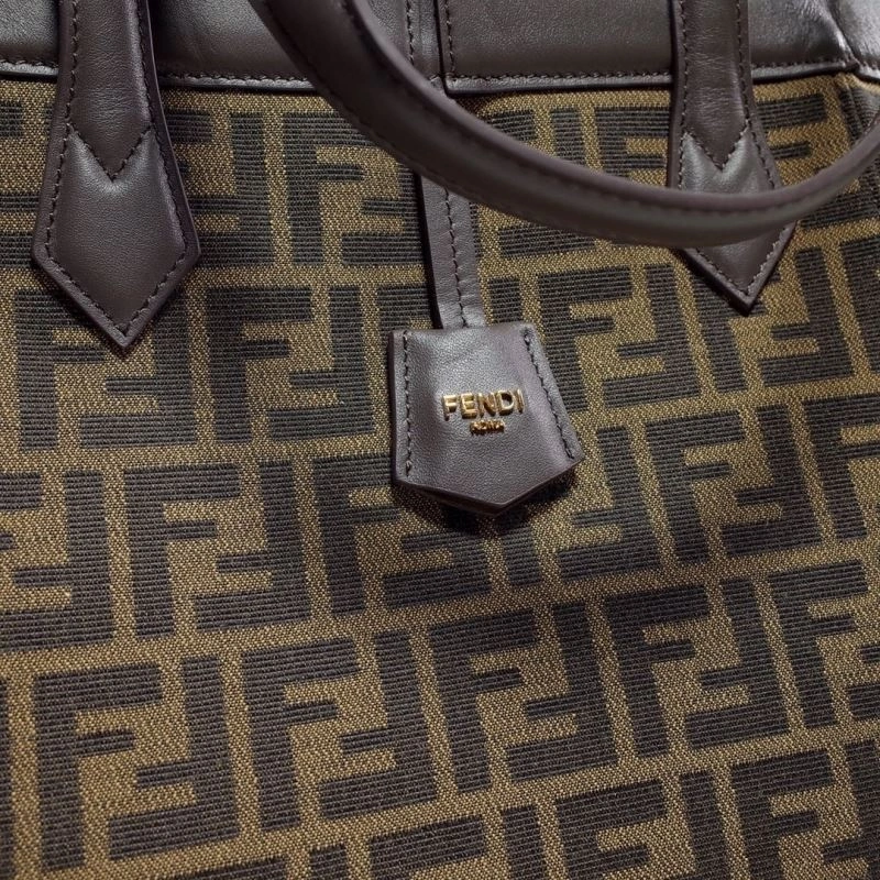 Fendi Bucket Bags Versatile 59426