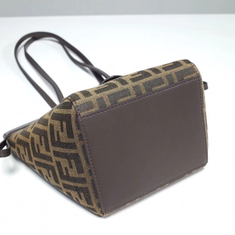 Fendi Bucket Bags Sleek 59457