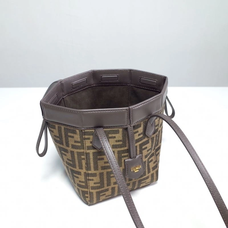 Fendi Bucket Bags Sleek 59457