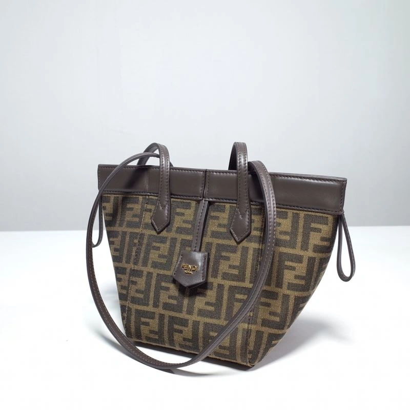 Fendi Bucket Bags Sleek 59457