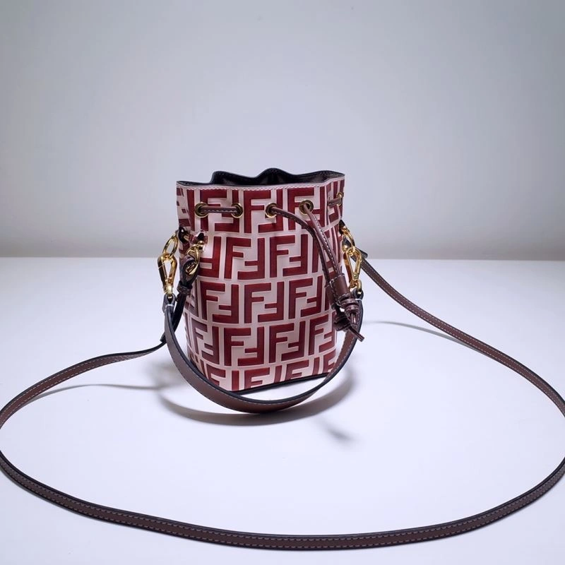 Comfortable Fendi Bucket Bags 59412
