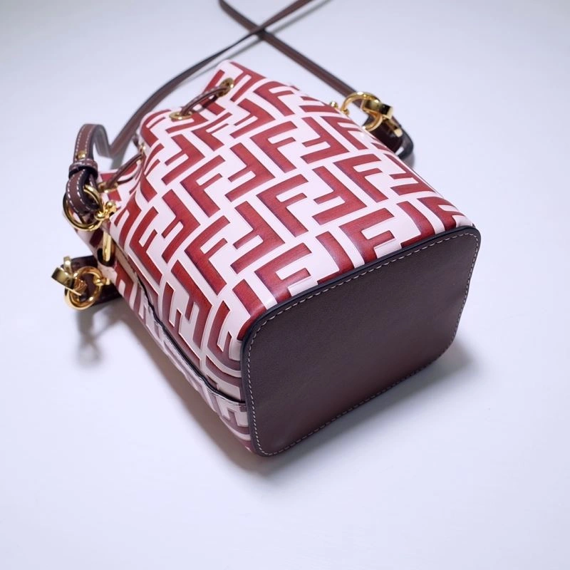 Comfortable Fendi Bucket Bags 59412