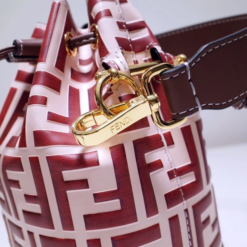 Comfortable Fendi Bucket Bags 59412