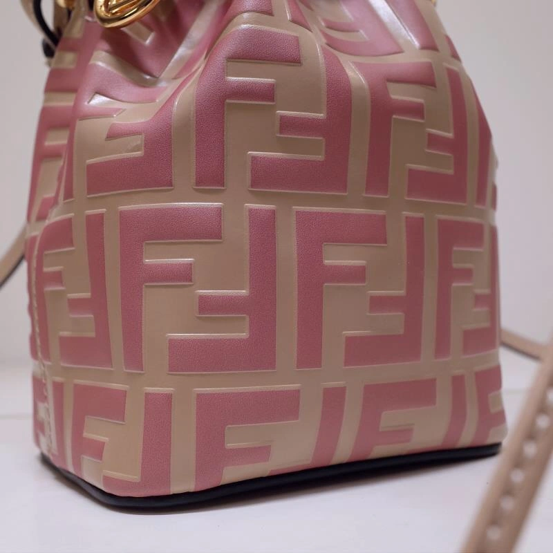 Fendi Bucket Bags Comfortable 59410