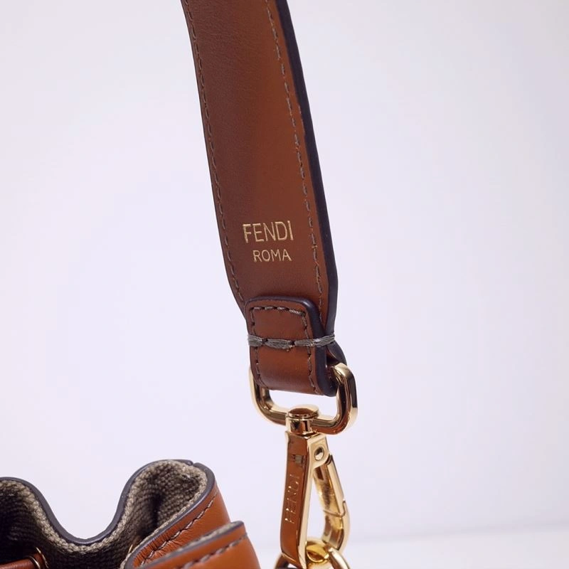Fendi Bucket Bags DailyWear 59404